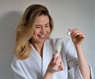Fuktgivande ansiktsserum med probiotika för hud 40+ Derm Good