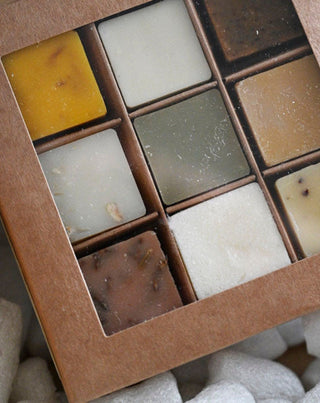 Set med 9 naturliga handgjorda tvålar Natural Secrets - 2