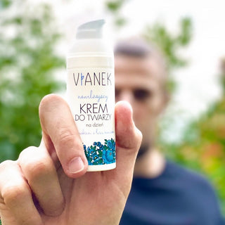 Återfuktande ansiktskräm med maskrosbladsextrakt för torr och känslig hud Vianek - 2