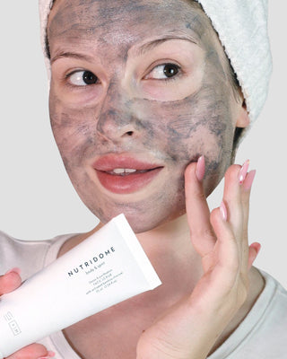 Avgiftande ansiktsskrubb med aktivt bambukol och Nutridome vit lera - 2