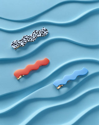 Set med vågiga hårspännen - marmorerade, blå, röda Twisty 3 st. - 3