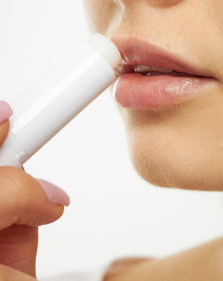 Läppskyddande läppstift 99% naturligt Nutridome_1 - 2