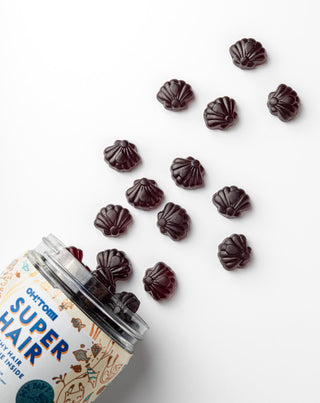 Hårgeléer som påskyndar tillväxten och förbättrar konditionen Super Hair Oh!Tomi 60 st. - 2