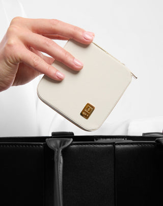 Litet smyckeskrin med fack, rullar och krokar, krämfärgad Mys_2 - 3