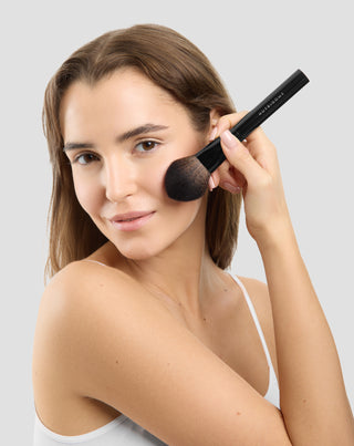 Nutridome puderborste med fluffiga borst - 2