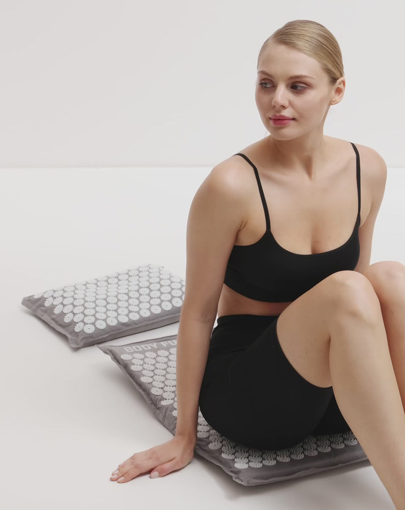 Akupressurmatta med piggar och kudde large Body Functions_6