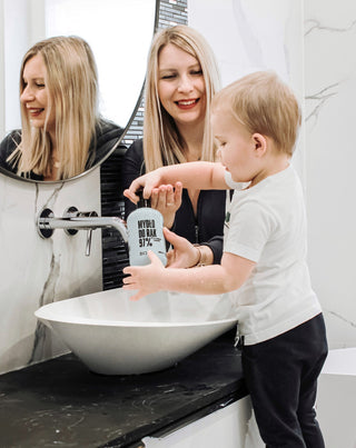 Uppfriskande flytande handtvål med gurkextrakt och doft av havsbris från Bjo - 2