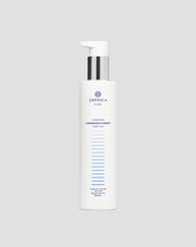 Micellärt vatten för sminkborttagning och rengöring för känslig och aknebenägen hud med urea, hyaluronsyra och glykolsyra Cleansing Orphica Clinic 200 ml